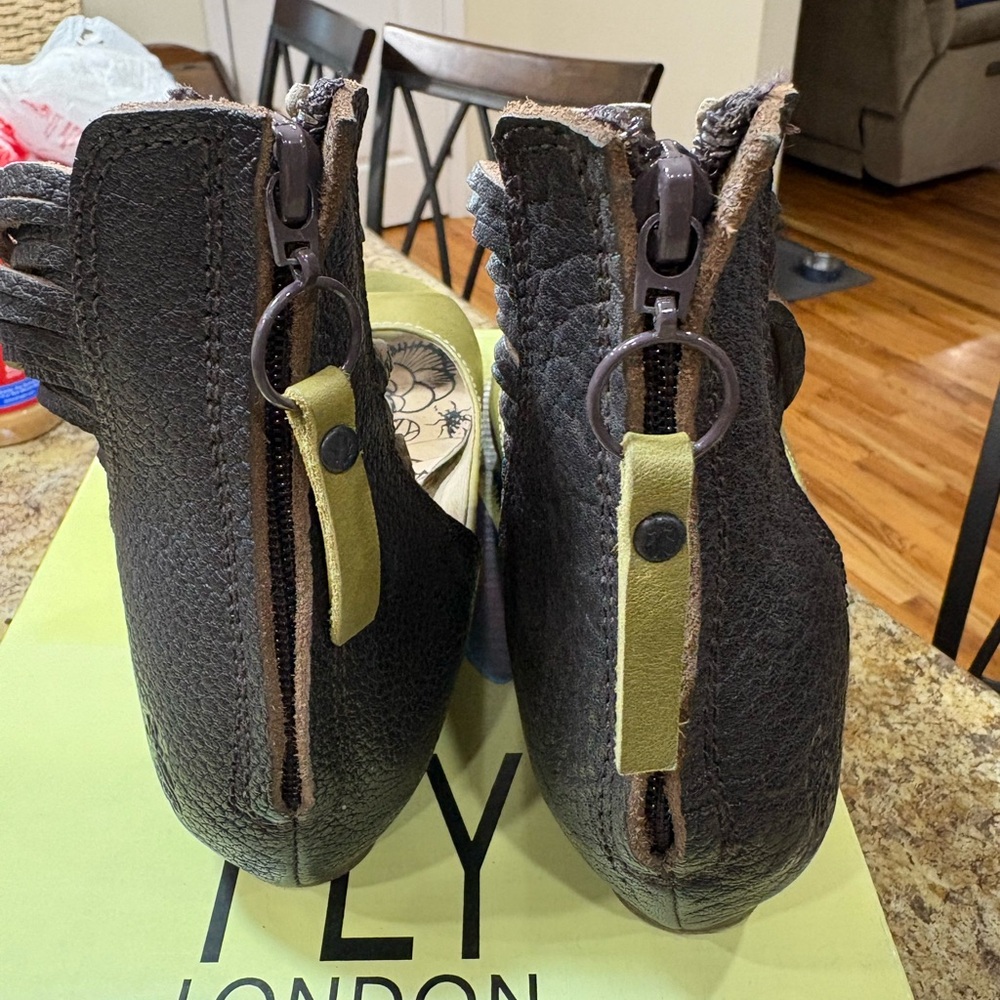 Fly London Lotto Olive and Dark Brown Sandals - Picture 6 of 8